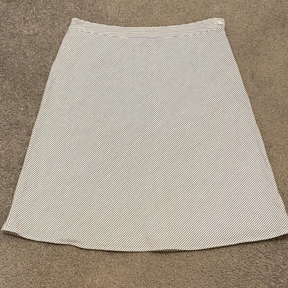 Ann Taylor Pinstriped A-line Skirt US8P - Picture 2 of 4